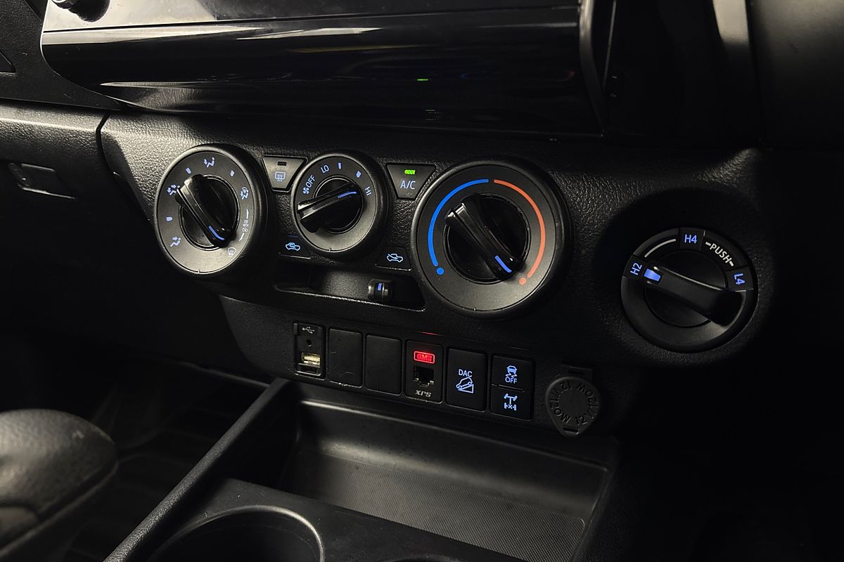 2022 Toyota Hilux SR GUN126R 4X4