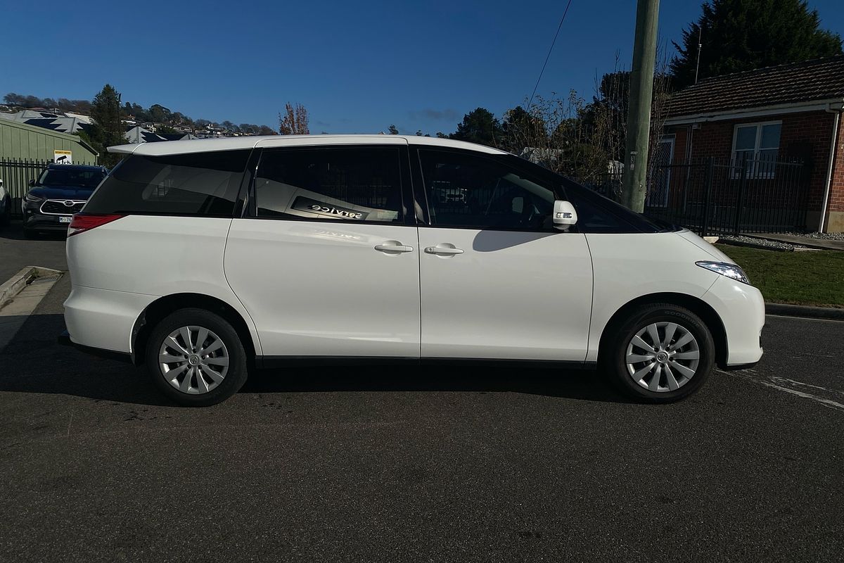 2015 Toyota Tarago GLi ACR50R