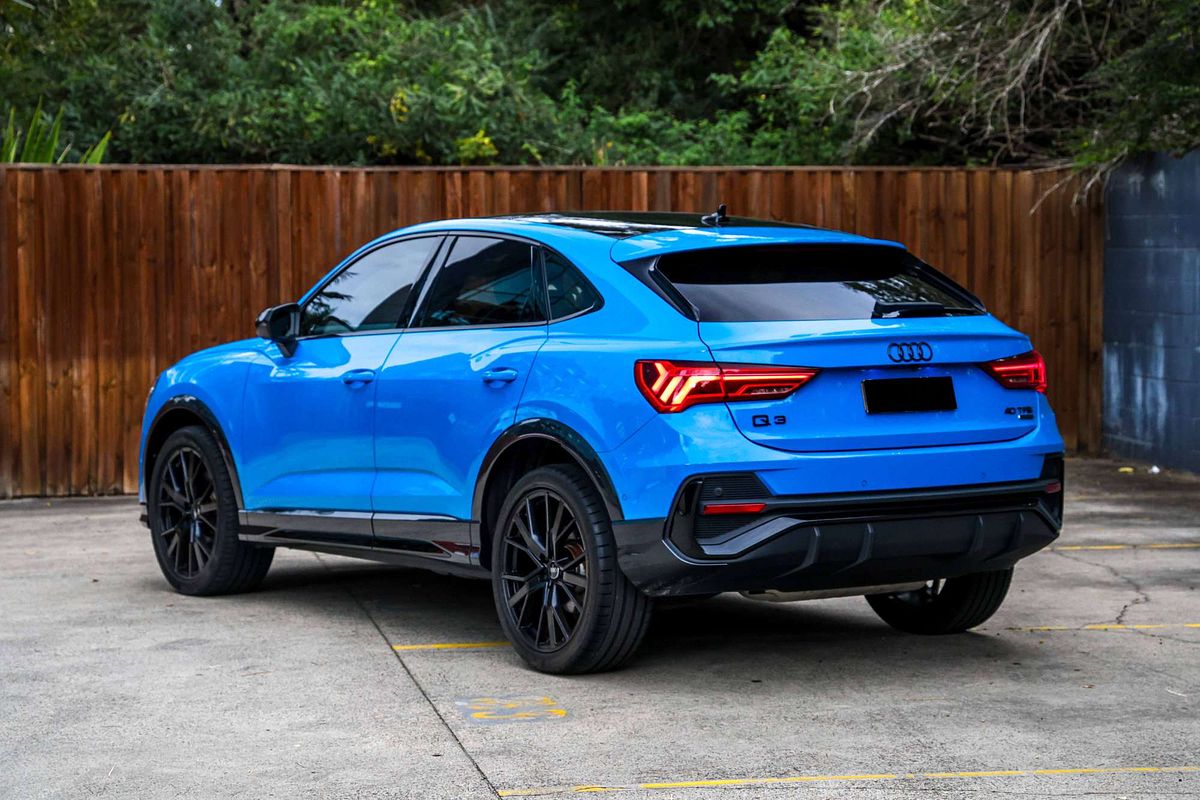 2021 Audi Q3 40 TFSI S line F3