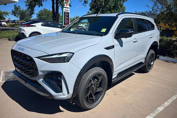 2026 Isuzu MU-X X-TERRAIN
