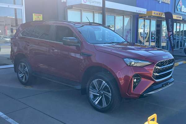2026 Isuzu MU-X LS-T