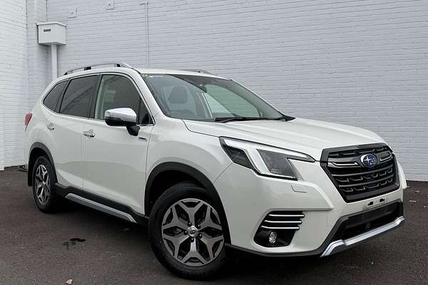 2022 Subaru Forester Hybrid L S5