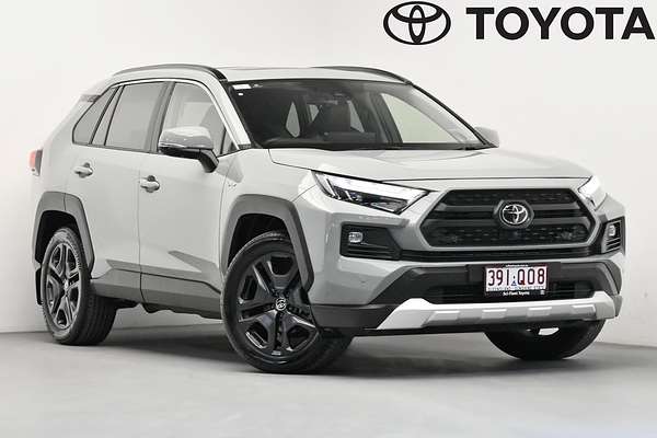 2024 Toyota RAV4 Edge AXAH54R
