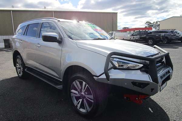 2023 Isuzu MU-X LS-T