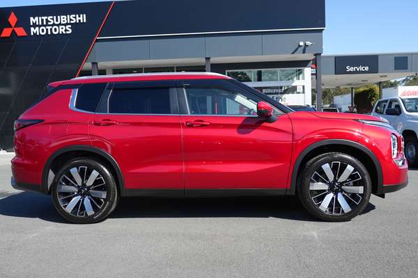 2025 Mitsubishi Outlander Aspire ZM thumb-3