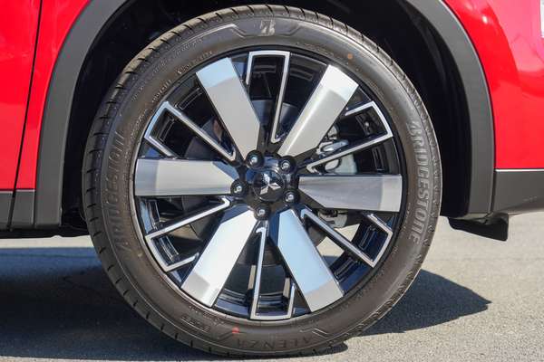 2025 Mitsubishi Outlander Aspire ZM thumb-4