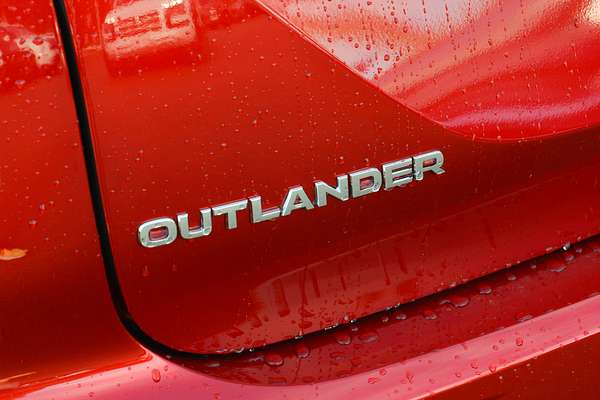 2025 Mitsubishi Outlander Aspire ZM thumb-18