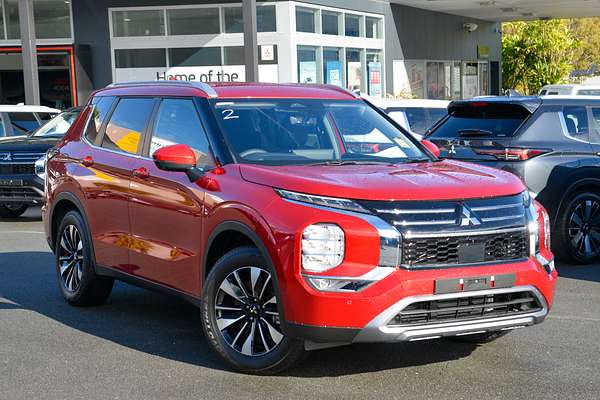 2025 Mitsubishi Outlander LS ZM thumb-0