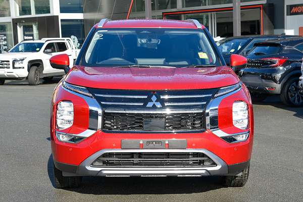2025 Mitsubishi Outlander LS ZM thumb-2