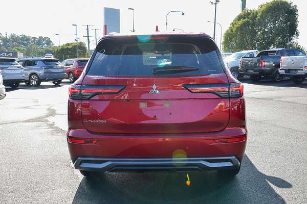 2025 Mitsubishi Outlander LS ZM thumb-6