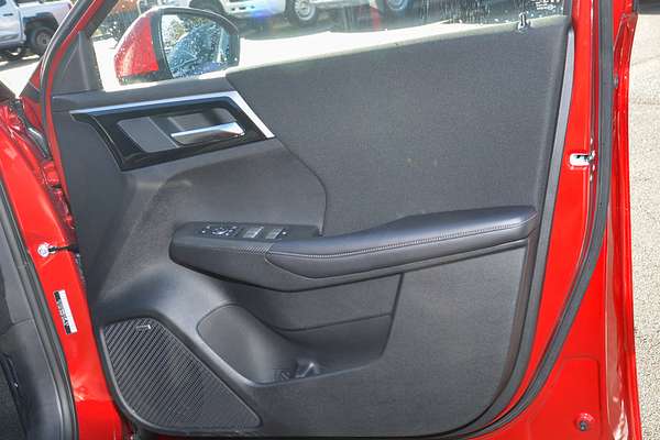 2025 Mitsubishi Outlander LS ZM thumb-16