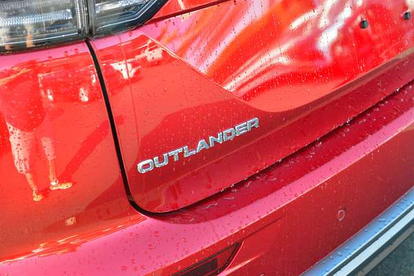 2025 Mitsubishi Outlander LS ZM thumb-20