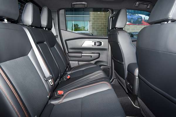 2026 Mitsubishi Triton GSR MV 4X4 thumb-8