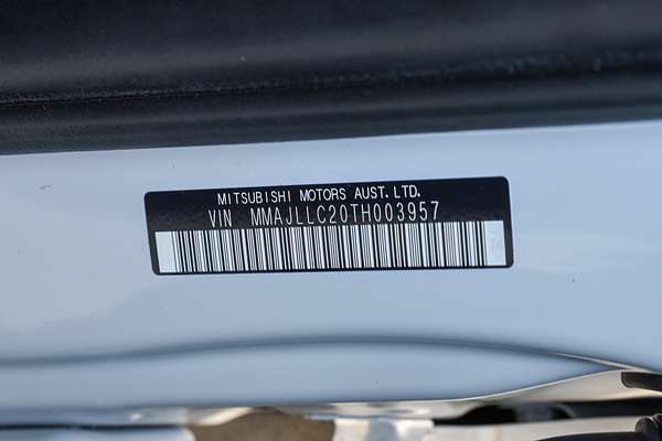 2026 Mitsubishi Triton GSR MV 4X4 thumb-21