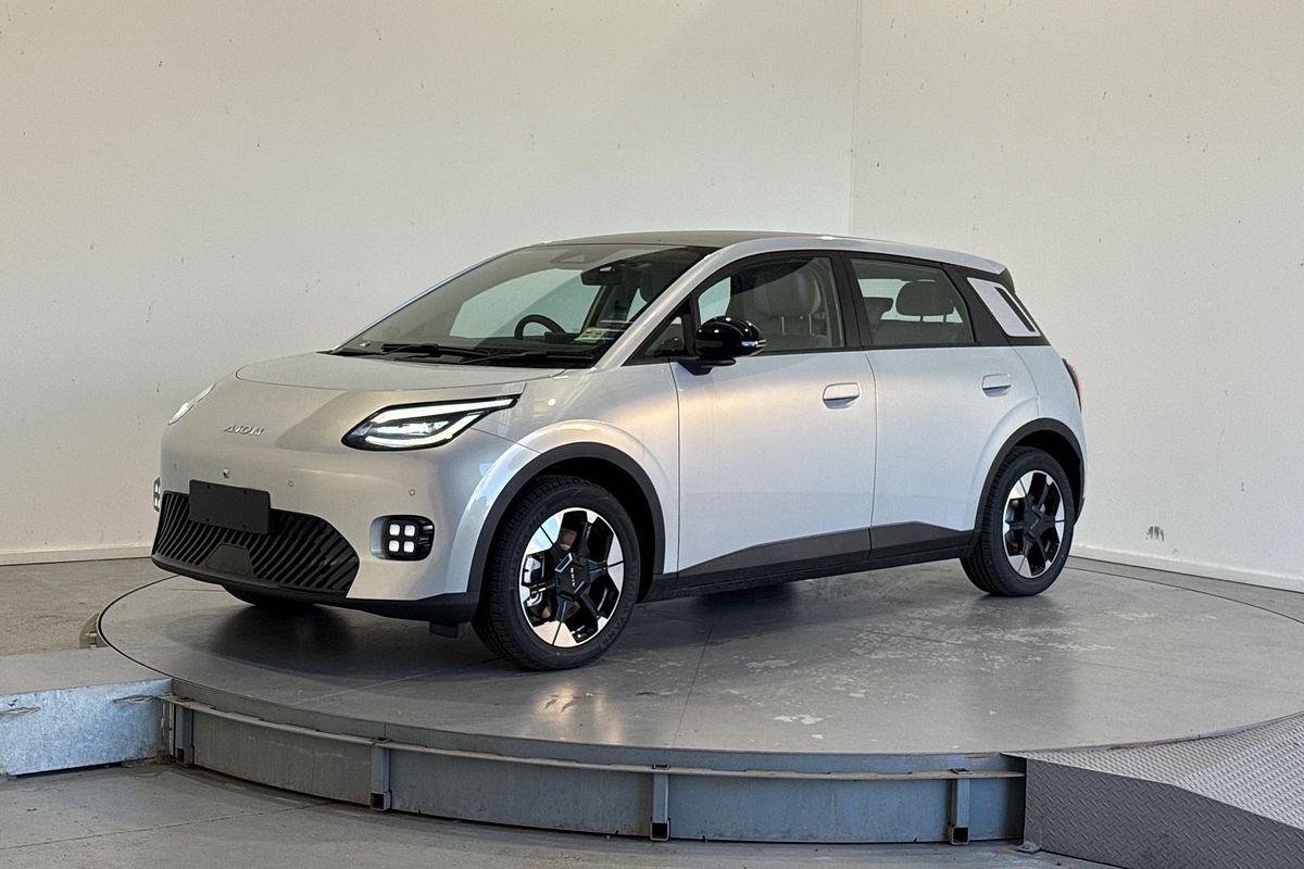2026 Aion UT Luxury