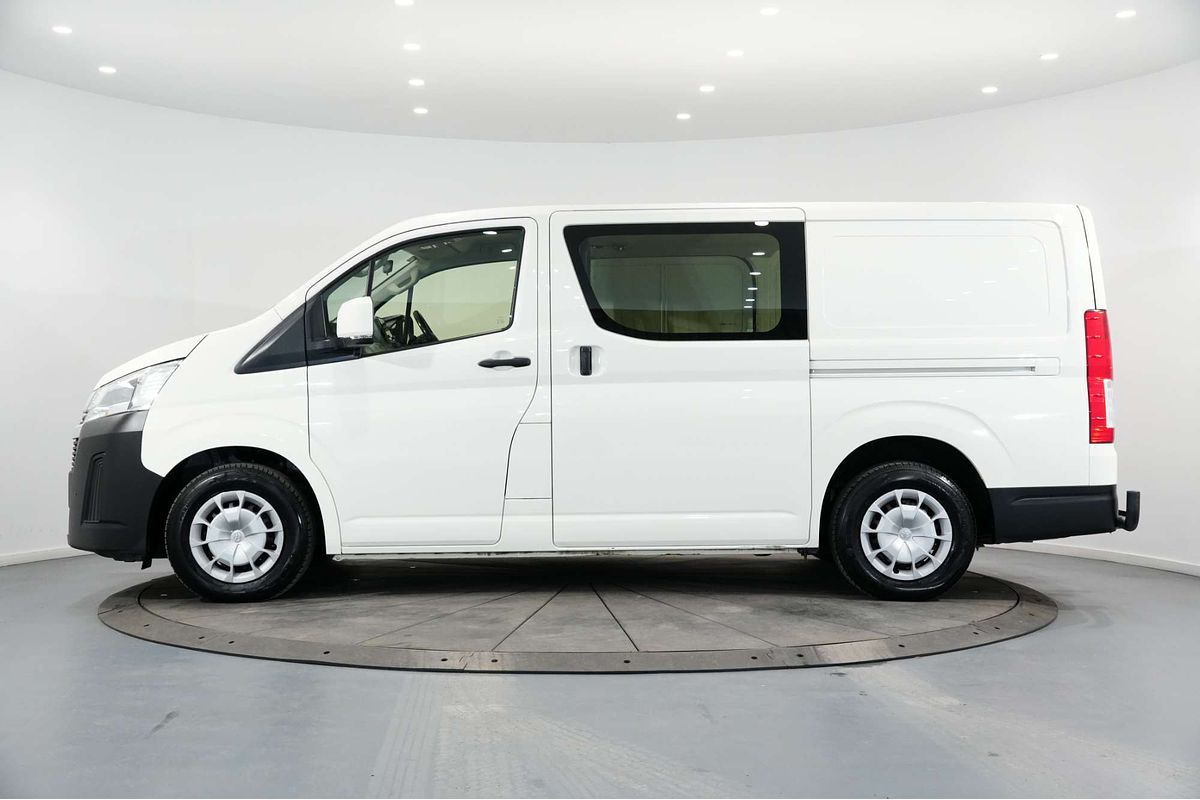 2022 Toyota Hiace GDH300R LWB