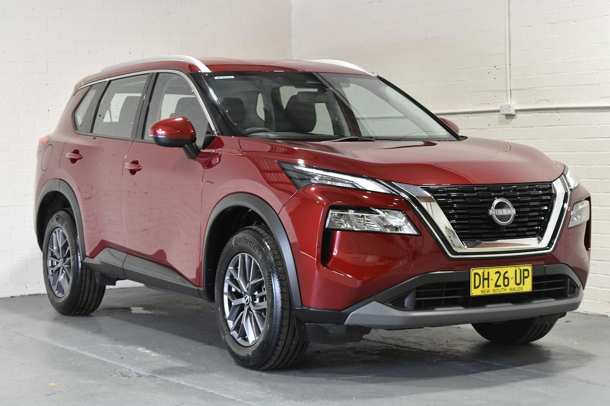 2024 Nissan X-TRAIL ST T33
