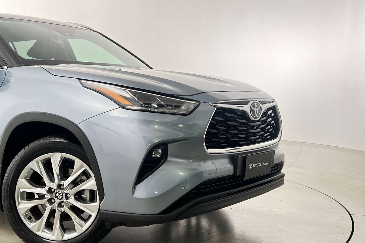 2024 Toyota Kluger Grande AXUH78R