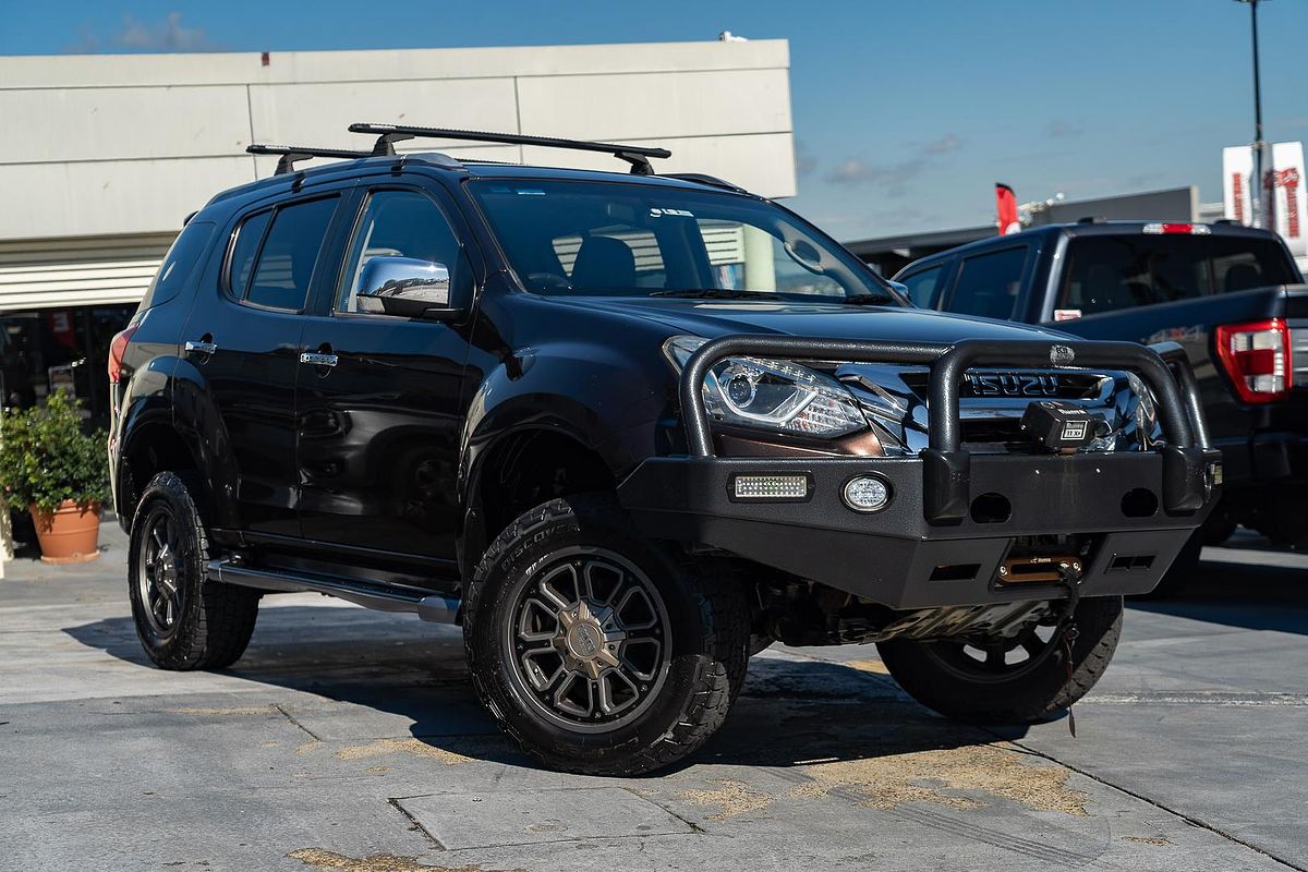 2017 Isuzu MU-X LS-T