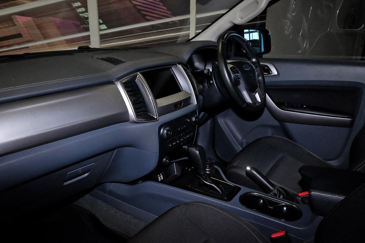 2017 Ford Everest Trend UA 3.2L image 9