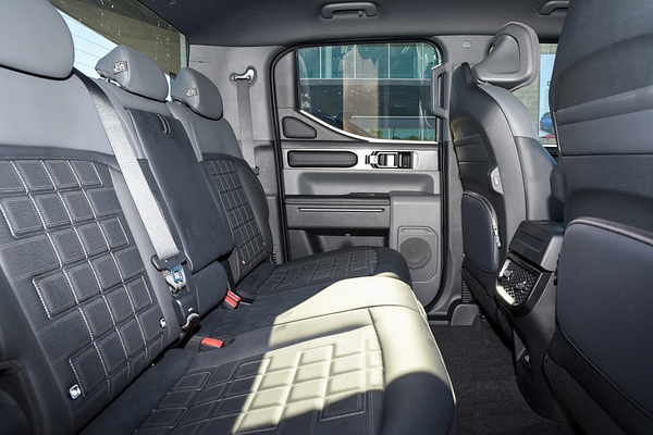 2025 Kia Tasman X-Line TK 4X4 thumb-8