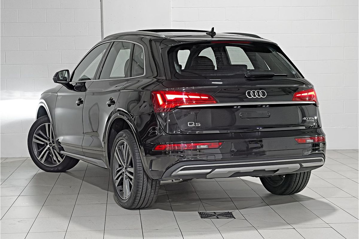 2025 Audi Q5 40 TDI Sport FY