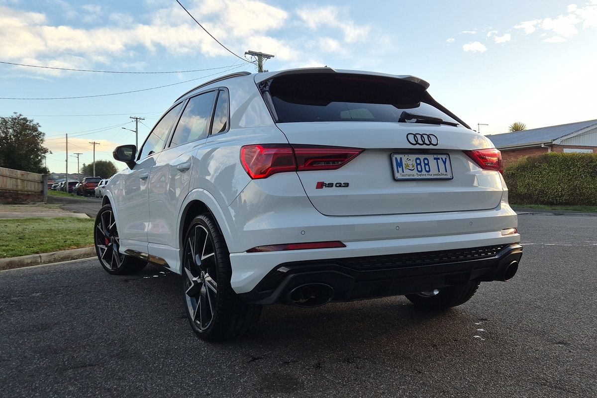 2021 Audi RS Q3 F3