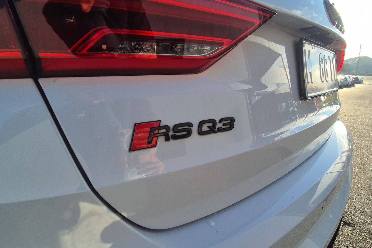 2021 Audi RS Q3 F3