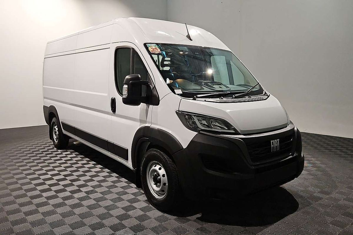 2025 Fiat Ducato Series 9 LWB Mid Roof