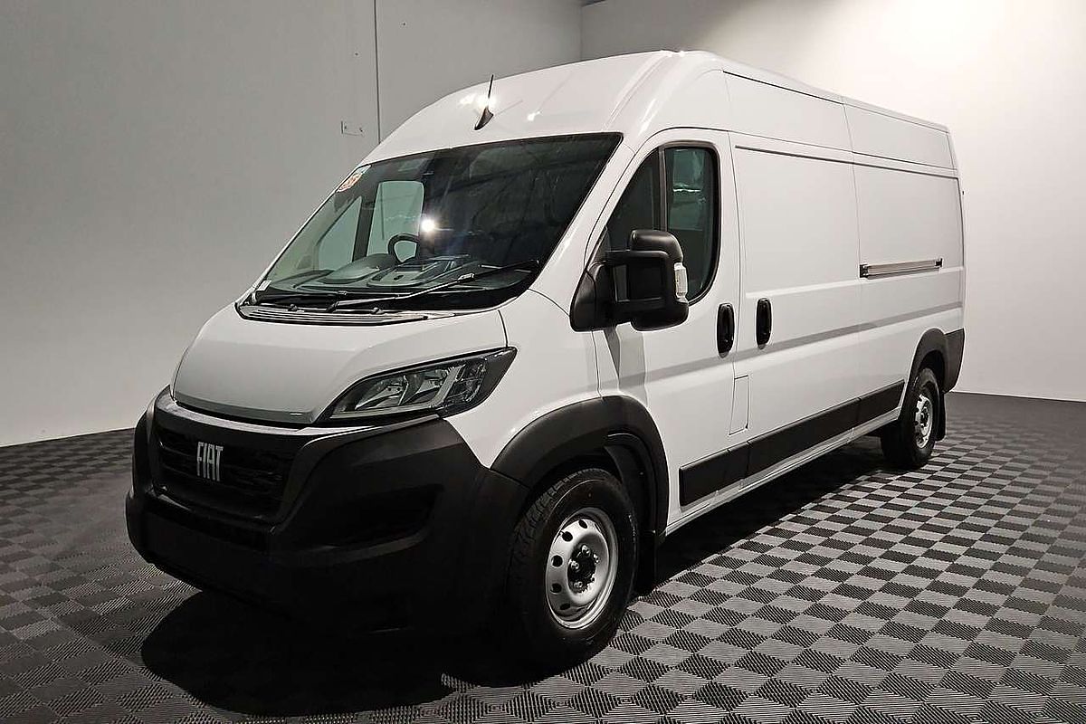 2025 Fiat Ducato Series 9 LWB Mid Roof image 34