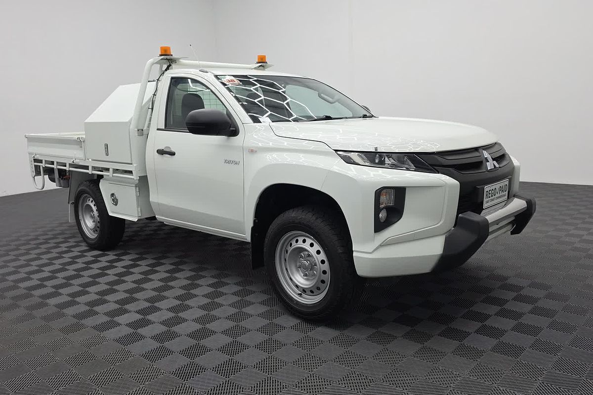 2020 Mitsubishi Triton GLX MR 4X4