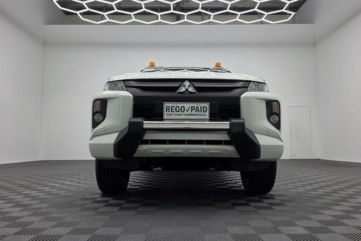 2020 Mitsubishi Triton GLX MR 4X4