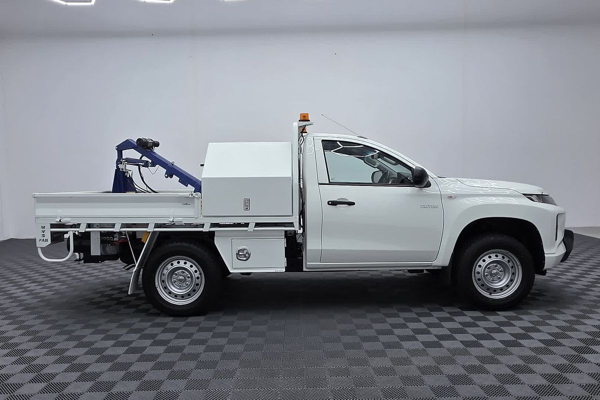 2020 Mitsubishi Triton GLX MR 4X4