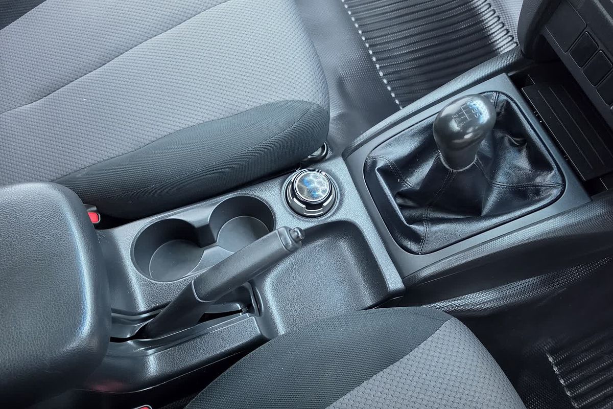 2020 Mitsubishi Triton GLX MR 4X4
