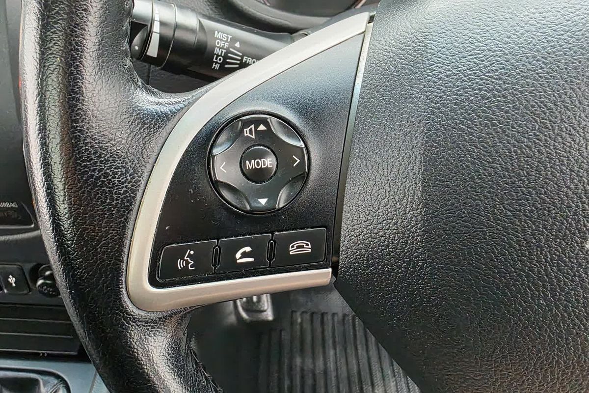 2020 Mitsubishi Triton GLX MR 4X4