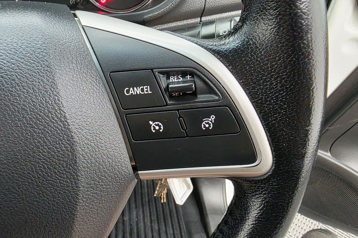2020 Mitsubishi Triton GLX MR 4X4