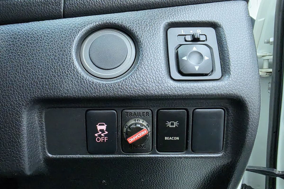 2020 Mitsubishi Triton GLX MR 4X4