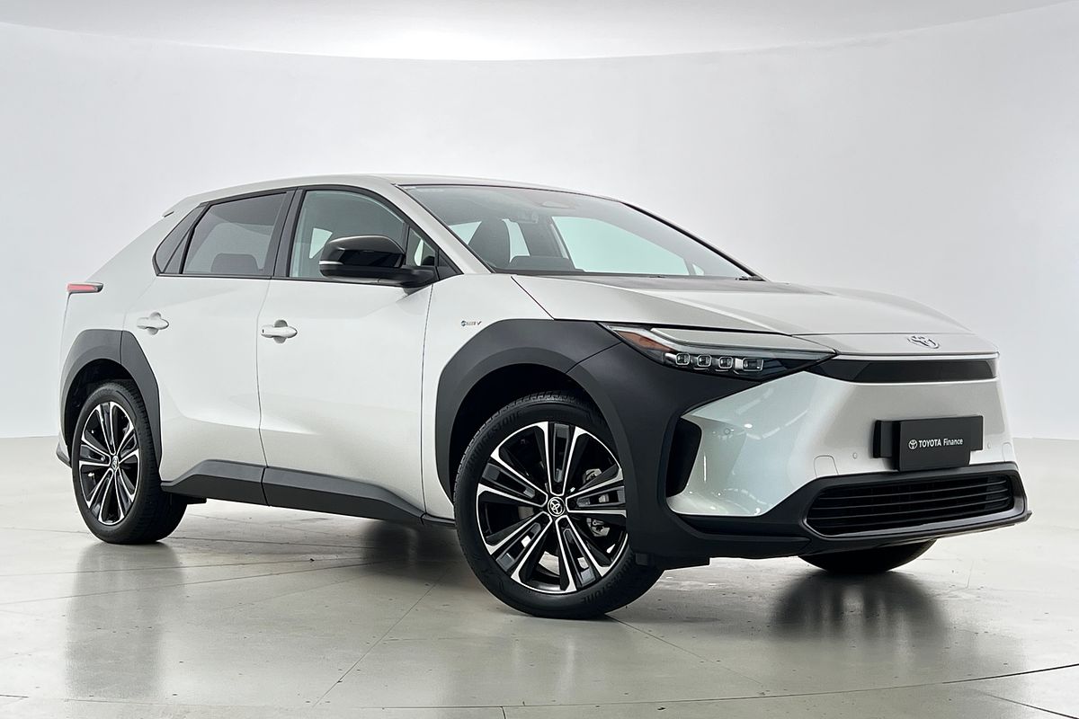 2024 Toyota bZ4X XEAM10R