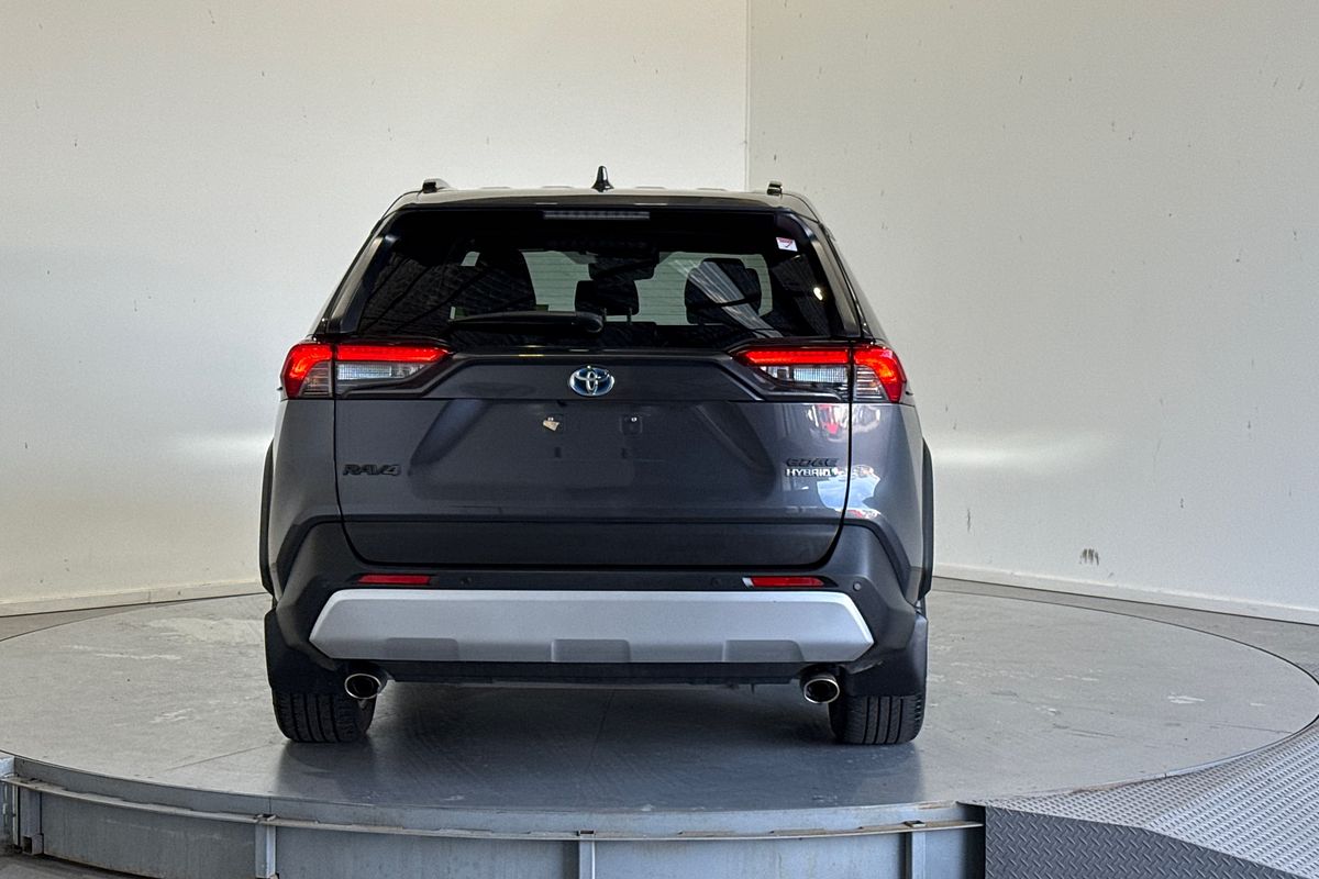 2024 Toyota RAV4 Edge AXAH54R