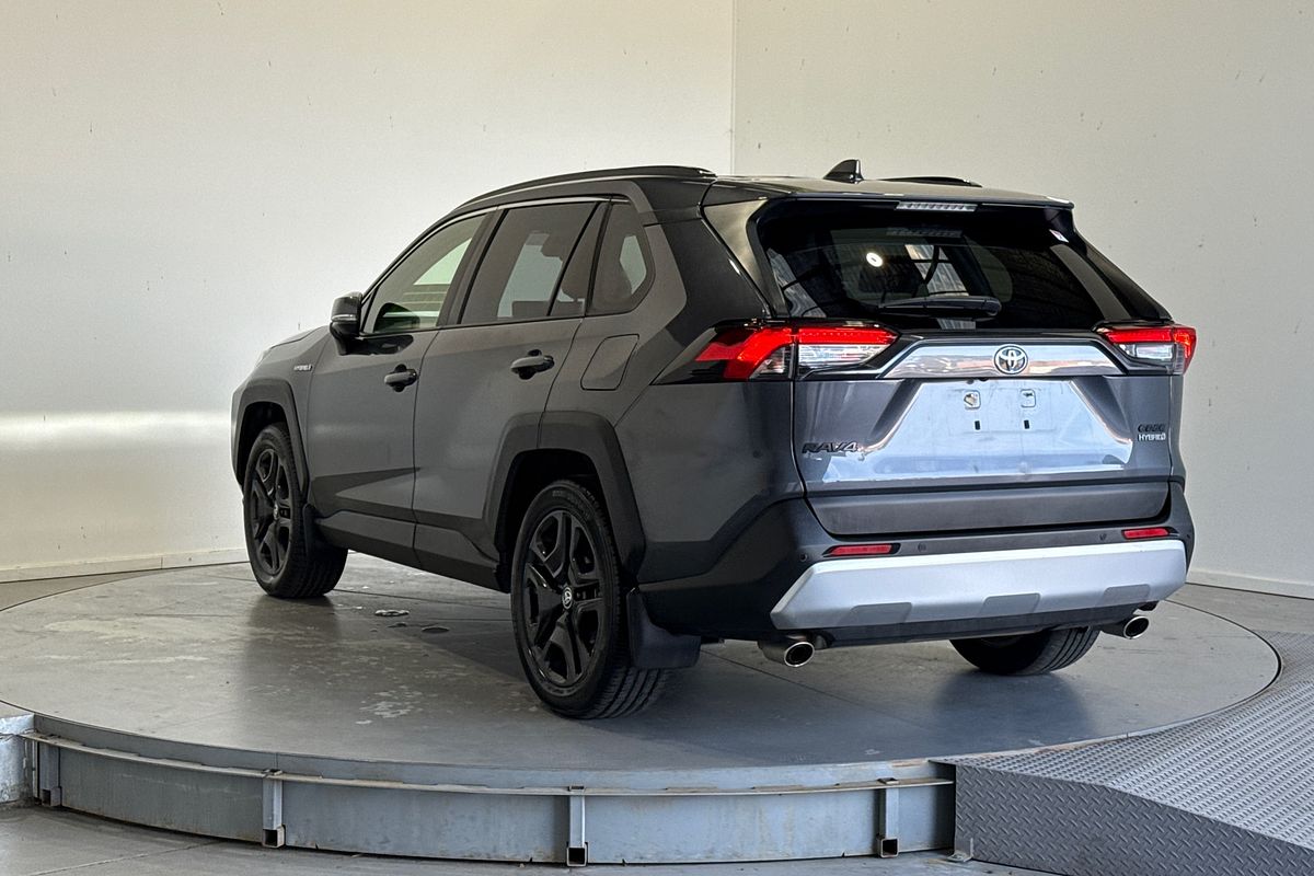 2024 Toyota RAV4 Edge AXAH54R