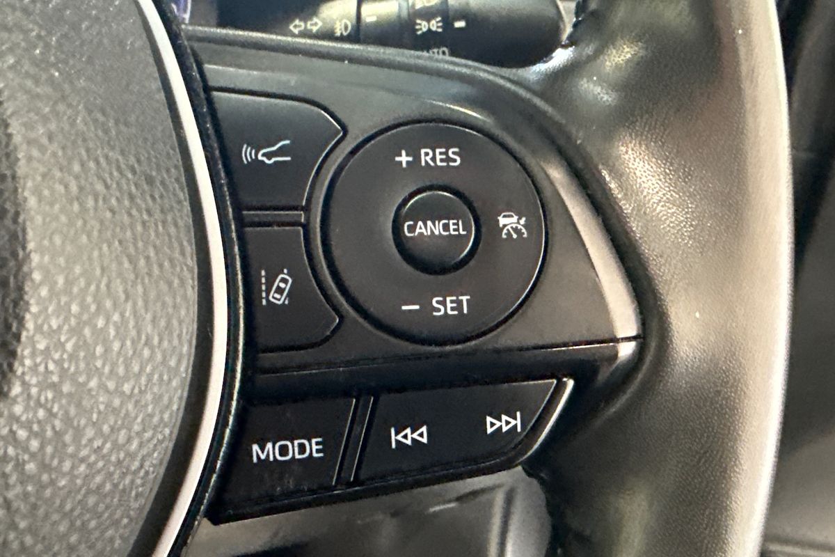 2024 Toyota RAV4 Edge AXAH54R