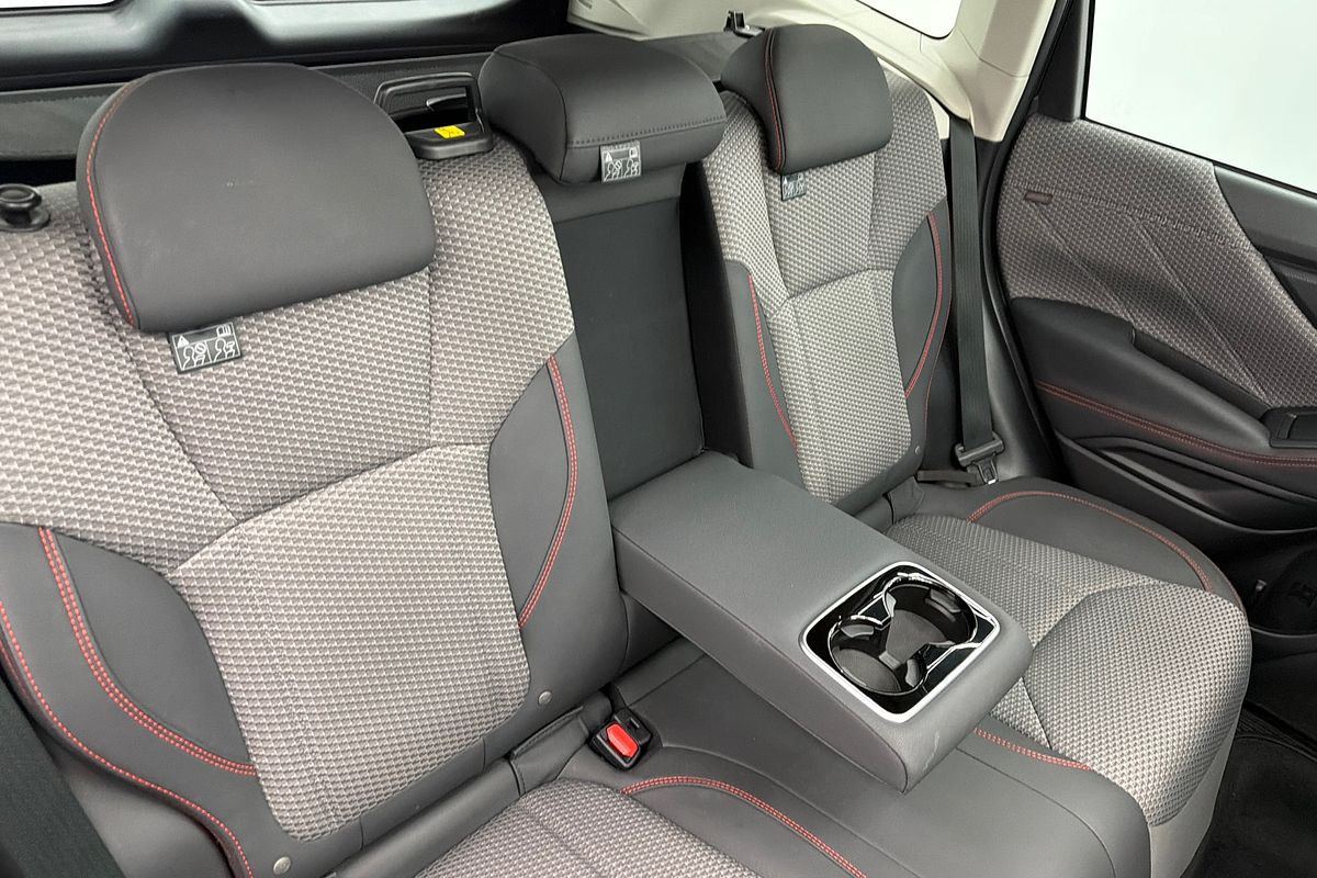 2023 Subaru Forester 2.5i Sport S5