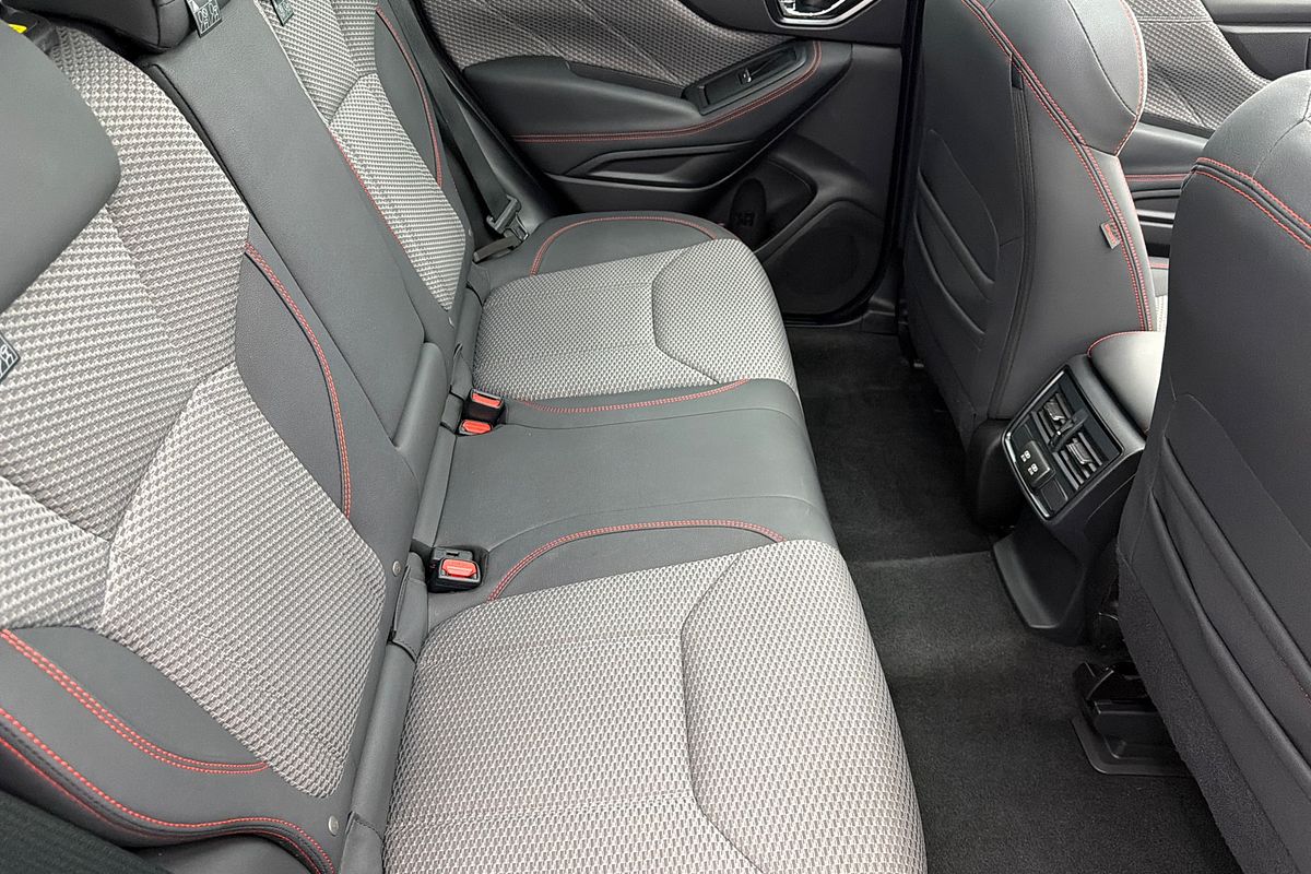 2023 Subaru Forester 2.5i Sport S5