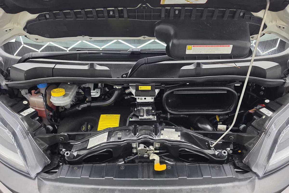 2023 Fiat Ducato Series 8 LWB Mid Roof