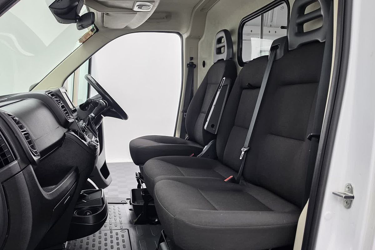 2023 Fiat Ducato Series 8 LWB Mid Roof
