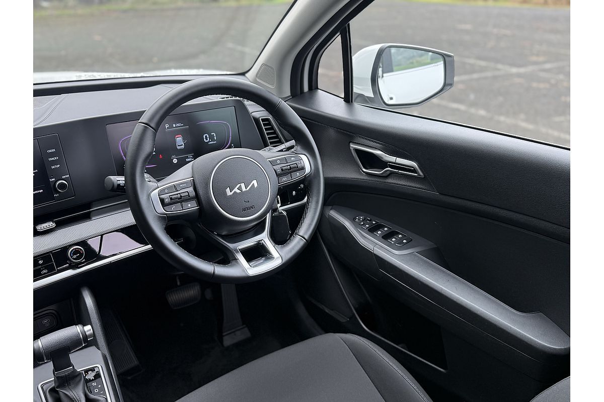2024 Kia Sportage S NQ5