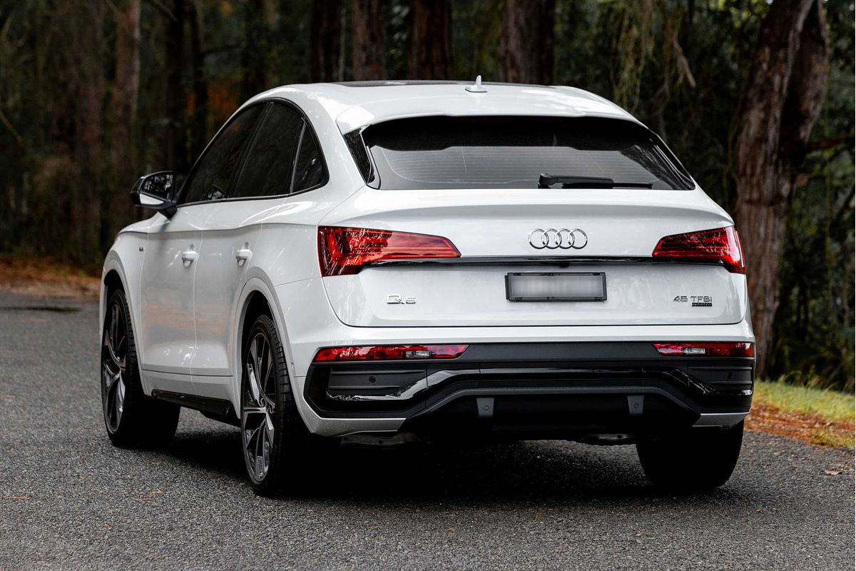 2023 Audi Q5 45 TFSI S line FY