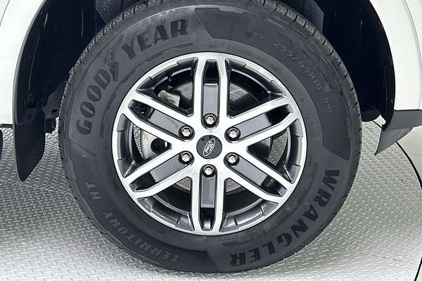 2025 Ford Everest Trend 2.0L thumb-9