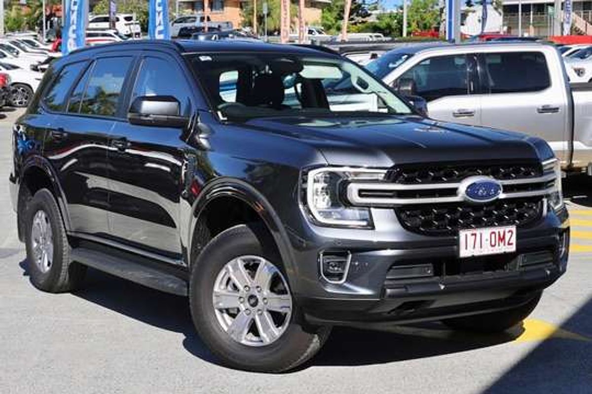 2025 Ford Everest Ambiente 2.0L