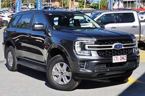 2025 Ford Everest Ambiente 2.0L